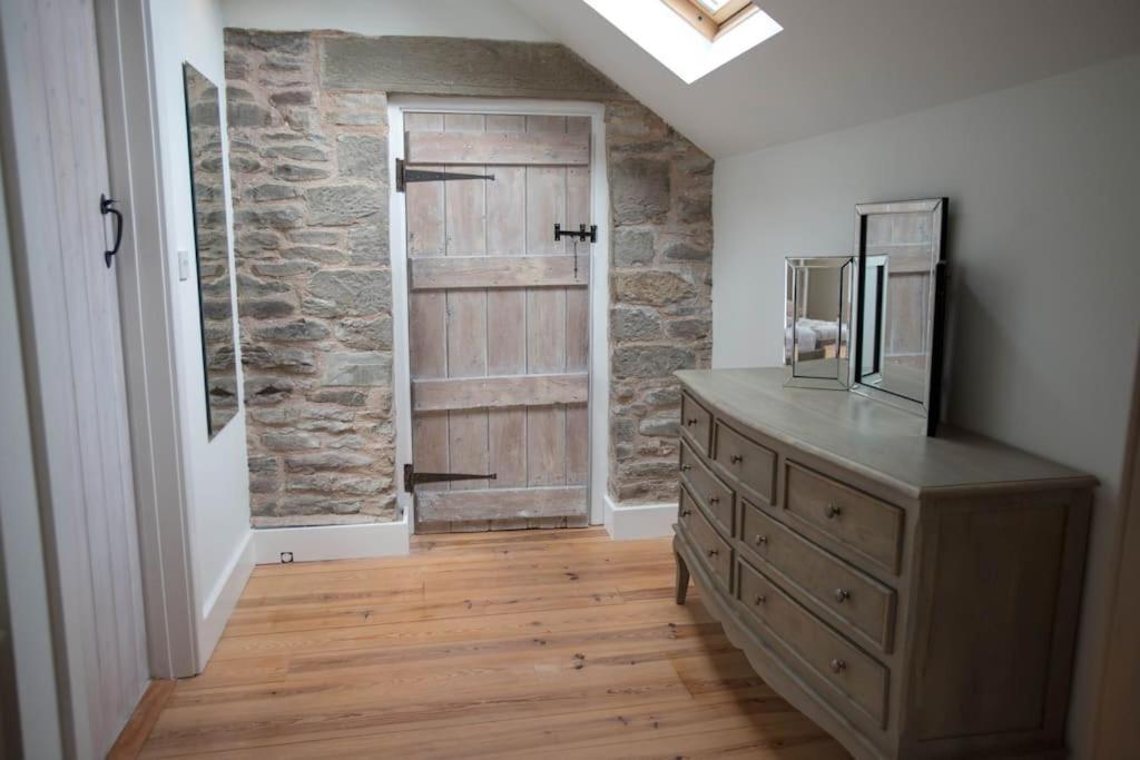 Luxury Cottage Near Hay-On-Wye Llanigon Esterno foto